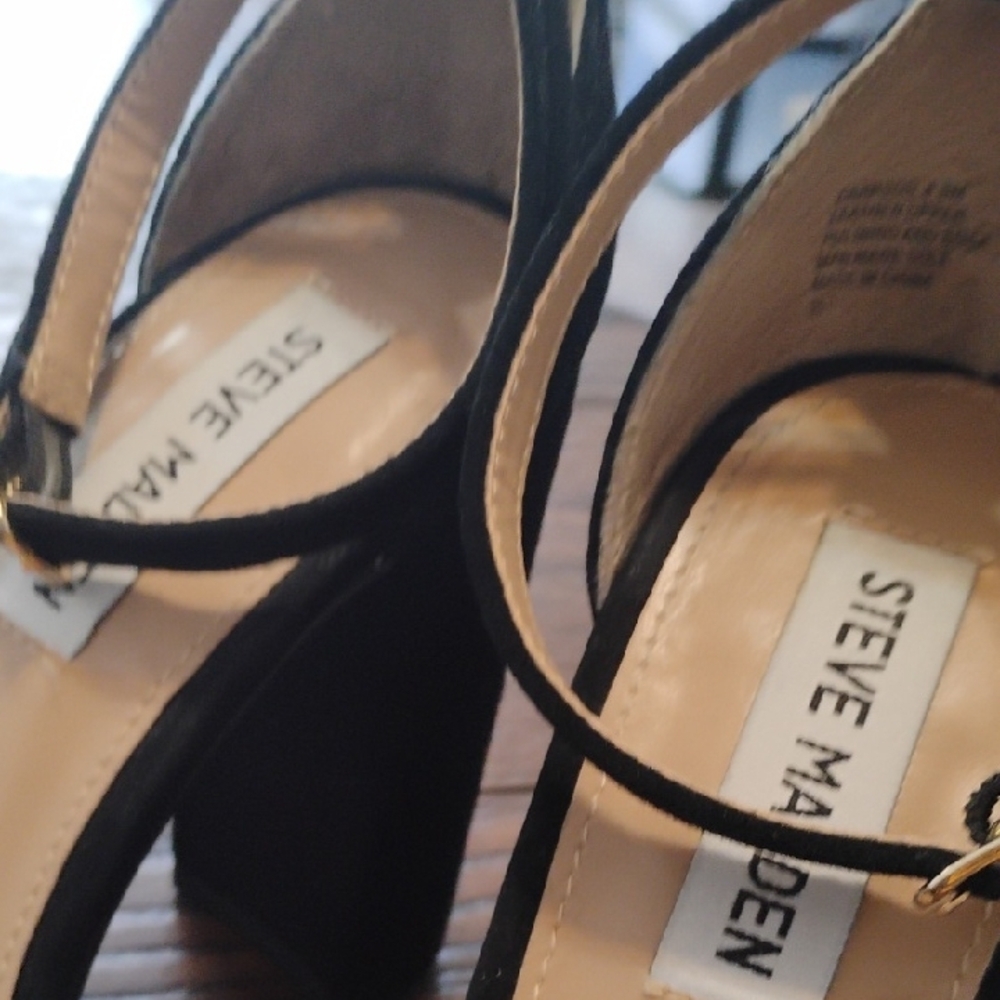 {$20 BUNDLED} STEVE MADDEN Black Leather Suede Ankle Strapped Block Heel Sandals - Picture 5 of 11